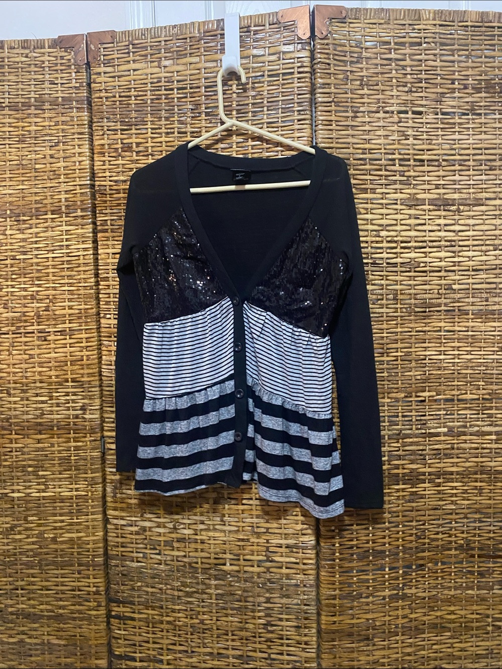 EUC Daytrip by buckle black, gray stripe sequin Button up Cardigan M
